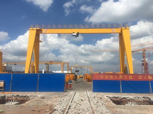 WEIHUA 5~32Ton MH Model เครนโครงสำหรับตั้งสิ่งของสำหรับงานหนัก Single Beam Gantry Crane