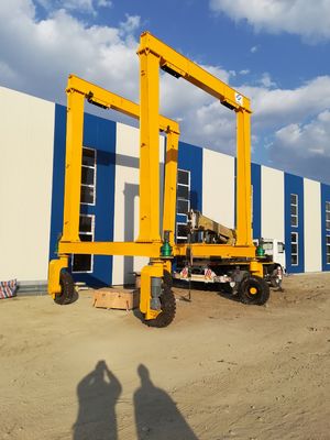 Q235B Double Beam Container Gantry Crane Heavy Duty 60 Ton For Port
