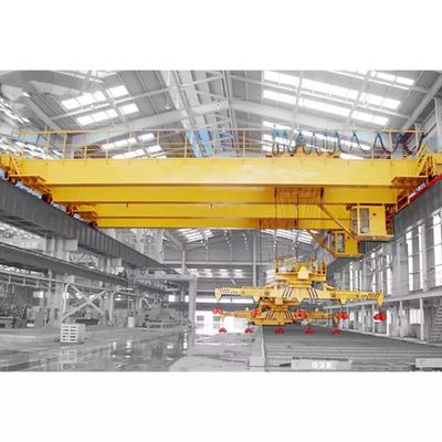 PLC Magnetic Overhead Crane 30 ตัน Bridge Crane รีโมทคอนโทรลพร้อมสลิง