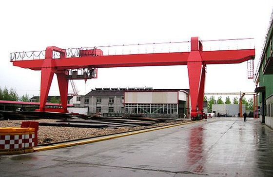 50T 2 Hooks Gantry Overhead Crane Cabin Control จี้ควบคุม