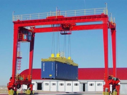 45ton 65ton ยางยางอัตโนมัติโครงสำหรับตั้งสิ่งของเครน 380v ยางโครงสำหรับตั้งสิ่งของเครน