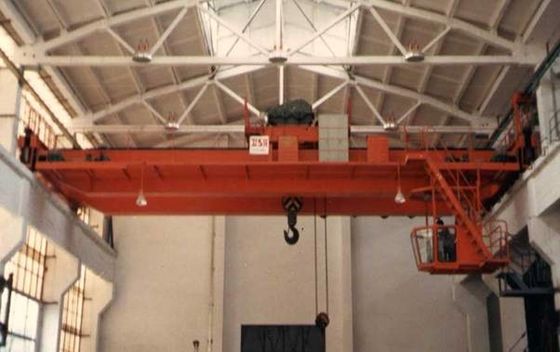 CE Certified Eot Crane คานคู่ LH Type 20t Span 10M 380VAC